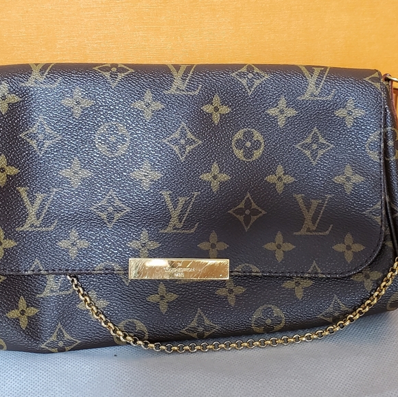 Authentic Louis Vuitton Monogram Favorite MM SOLD - Picture 12 of 16
